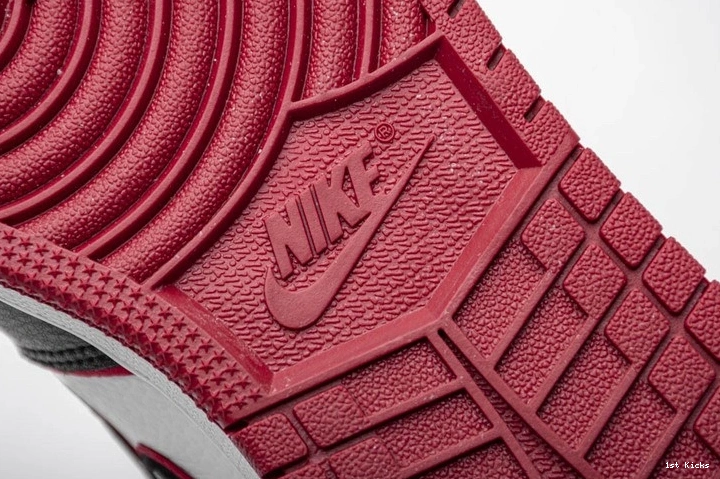 1 High Retro Bloodline  555088-062 Jordan 1214